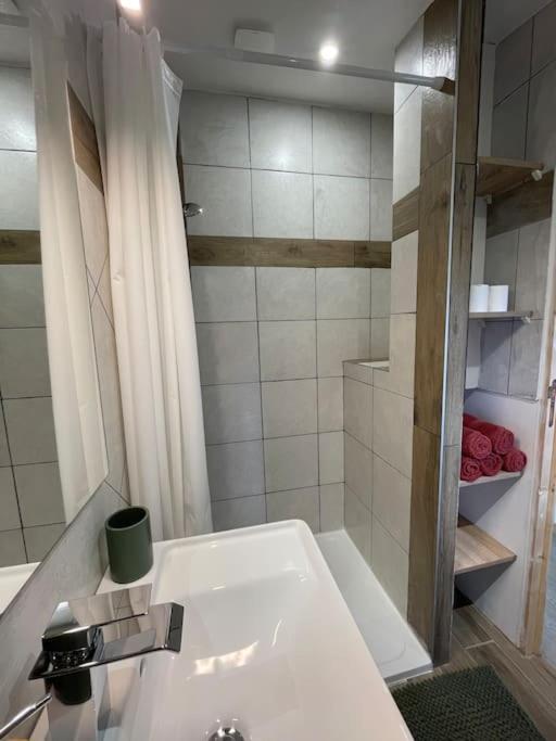 A Ranochja Appartement Ventiseri Buitenkant foto