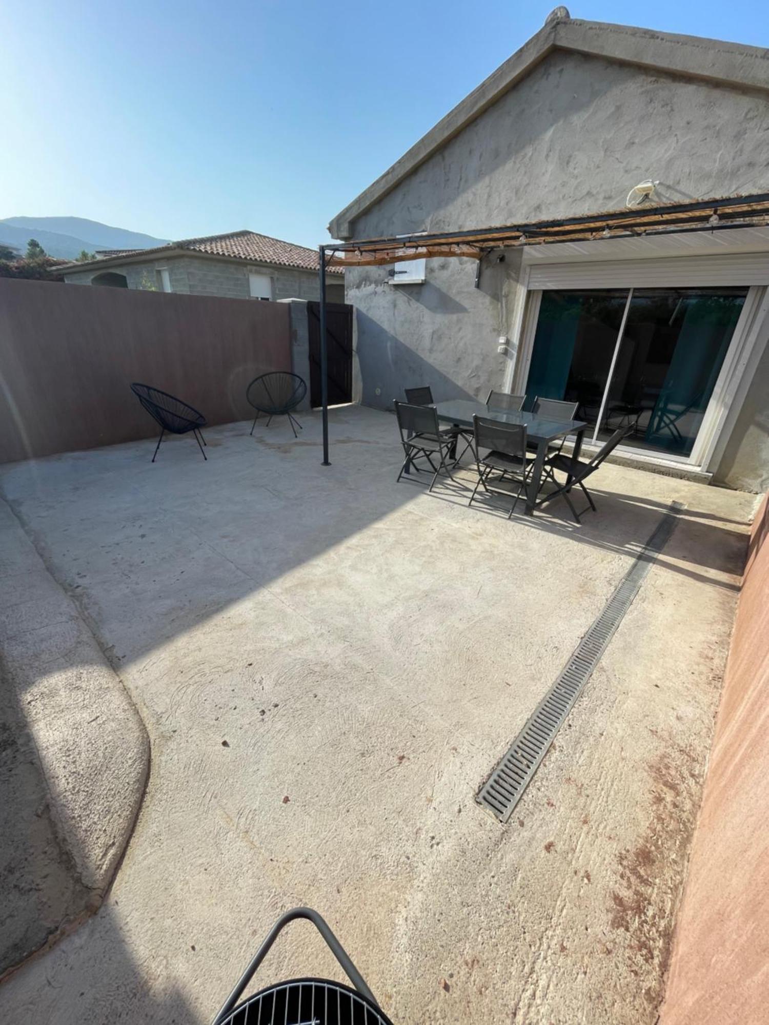 A Ranochja Appartement Ventiseri Buitenkant foto